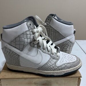 NIKE DUNK SKY HI WEDGE WHITE CROC Sz 7 ID